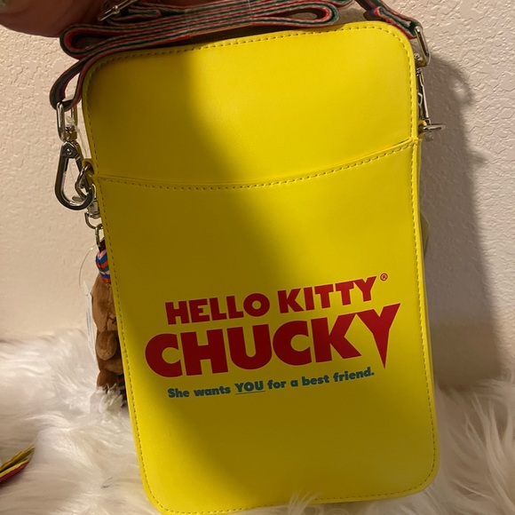 Universal Studios Hello Kitty Chucky Crossbody Bag & Hello Kitty Cardholder - Picture 9 of 10